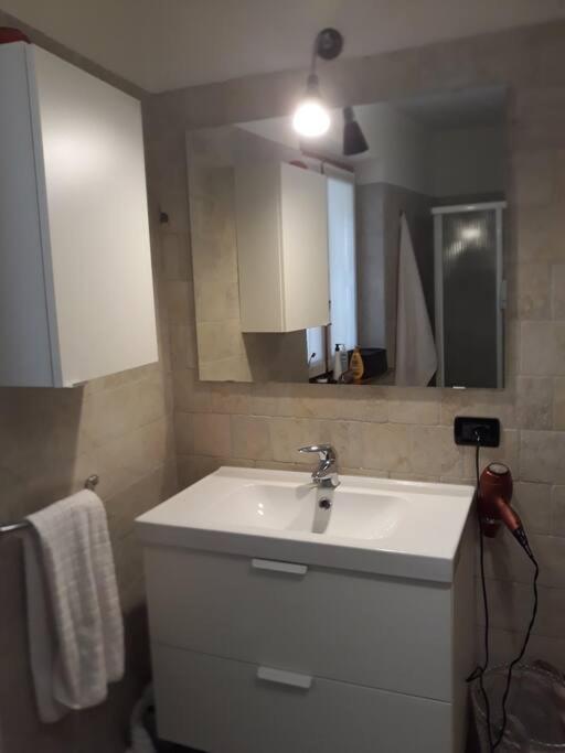 Apartamento Mini Midlake Codice Cipat 022229-At-410061 Mezzolago Exterior foto