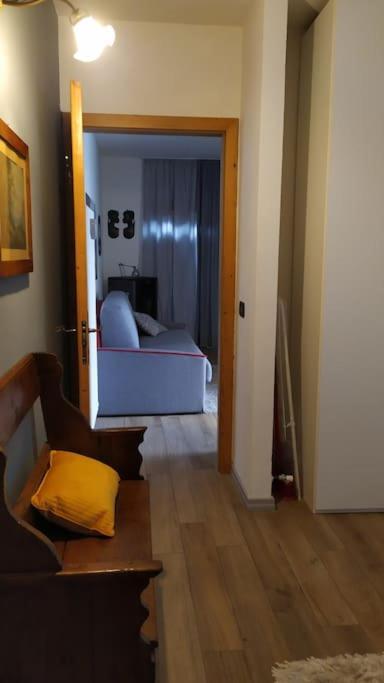 Apartamento Mini Midlake Codice Cipat 022229-At-410061 Mezzolago Exterior foto