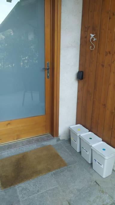 Apartamento Mini Midlake Codice Cipat 022229-At-410061 Mezzolago Exterior foto